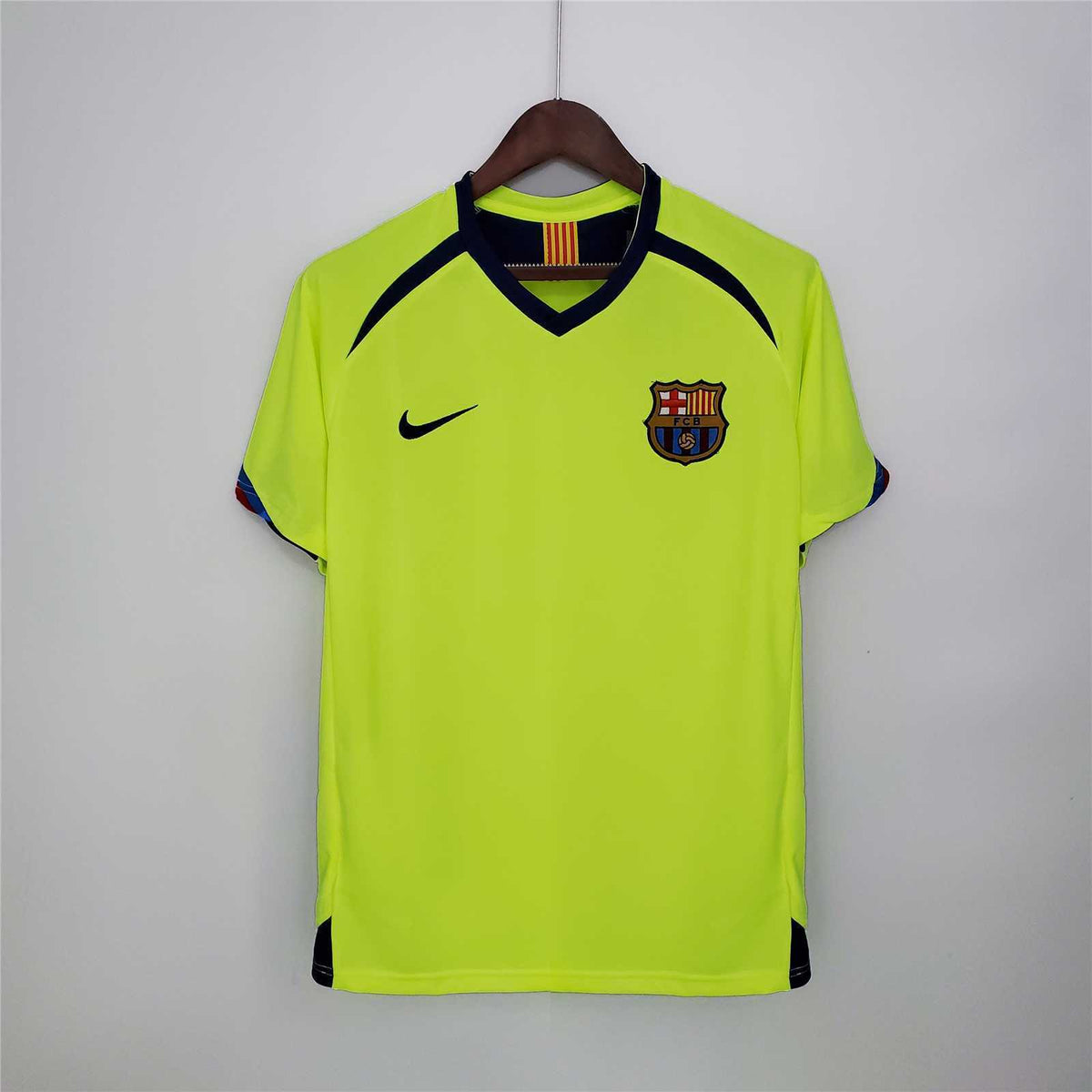 Barcelona 2005/06 Away Jersey