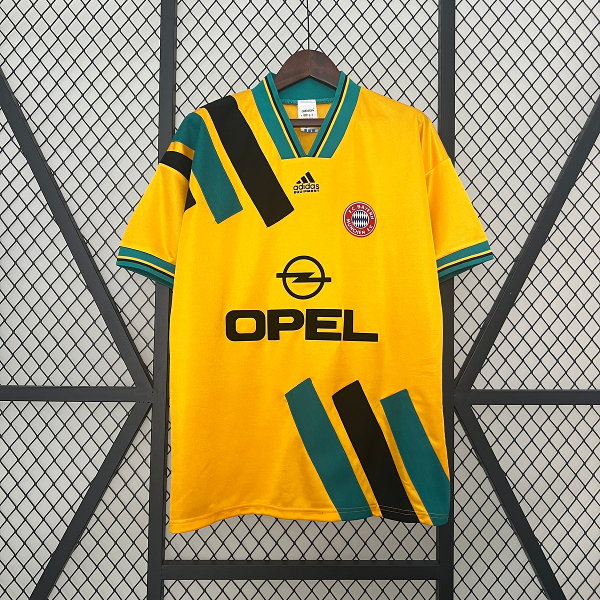 Bayern Munich 1993/96 Away Jersey