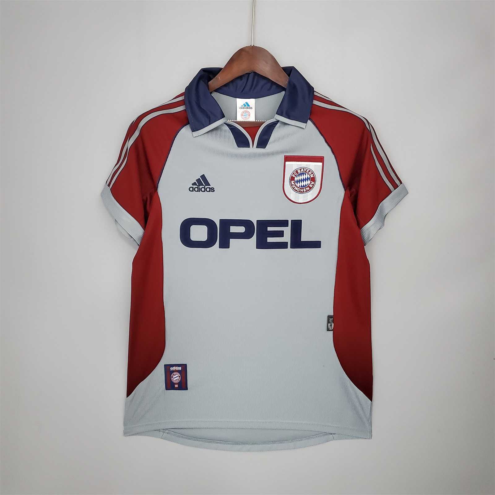 Bayern Munich 1998/99 Third Jersey