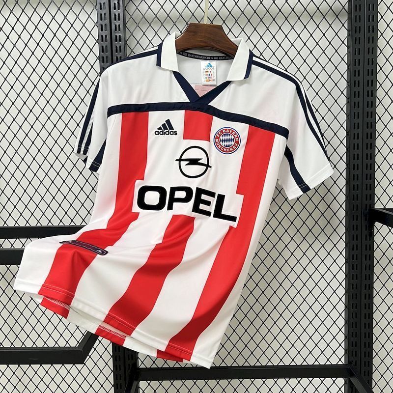 Bayern Munich 2000/02 Away Jersey