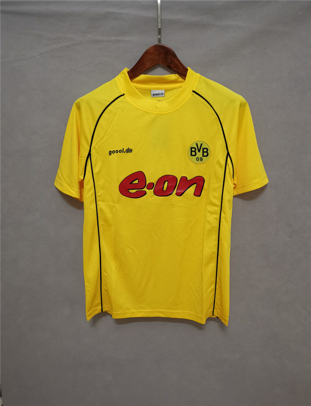 Borussia Dortmund 2001/02 Home Jersey