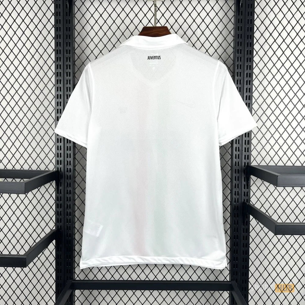 Juventus 2010/11 Home Jersey