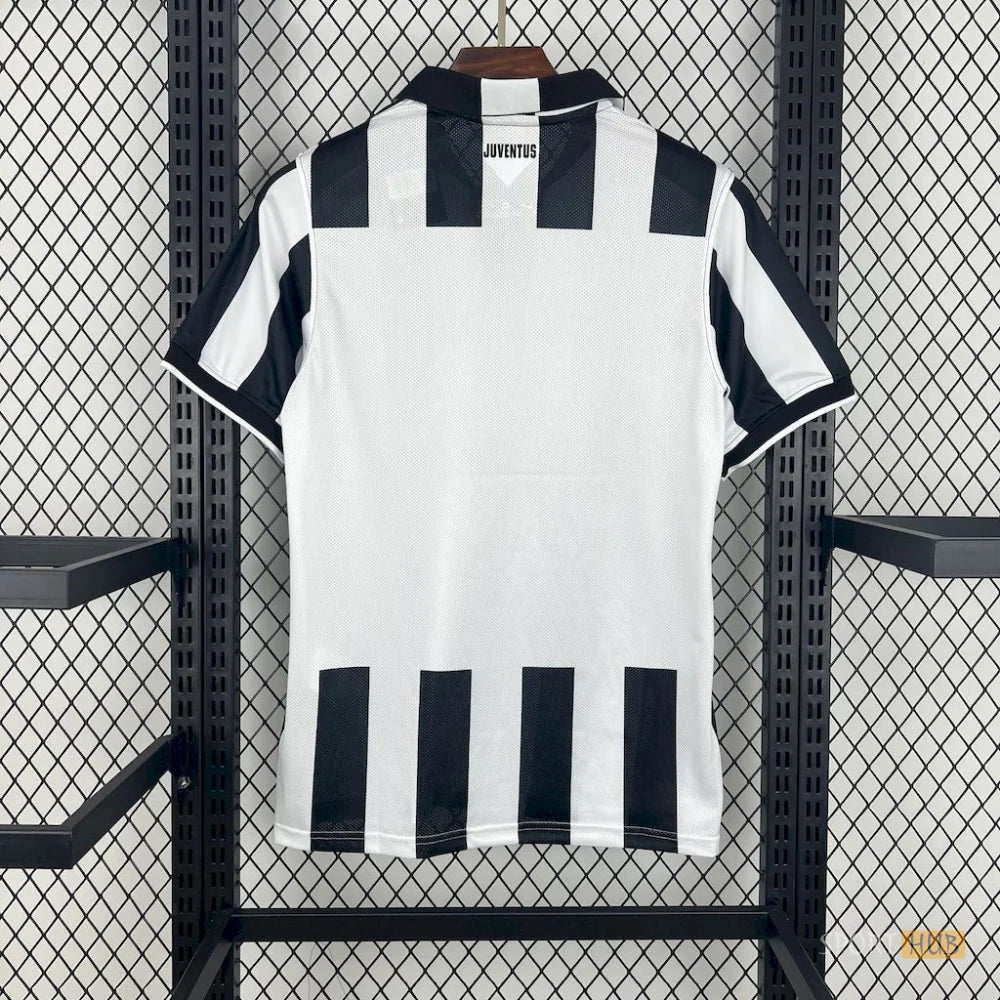 Juventus 2013/14 Home Jersey