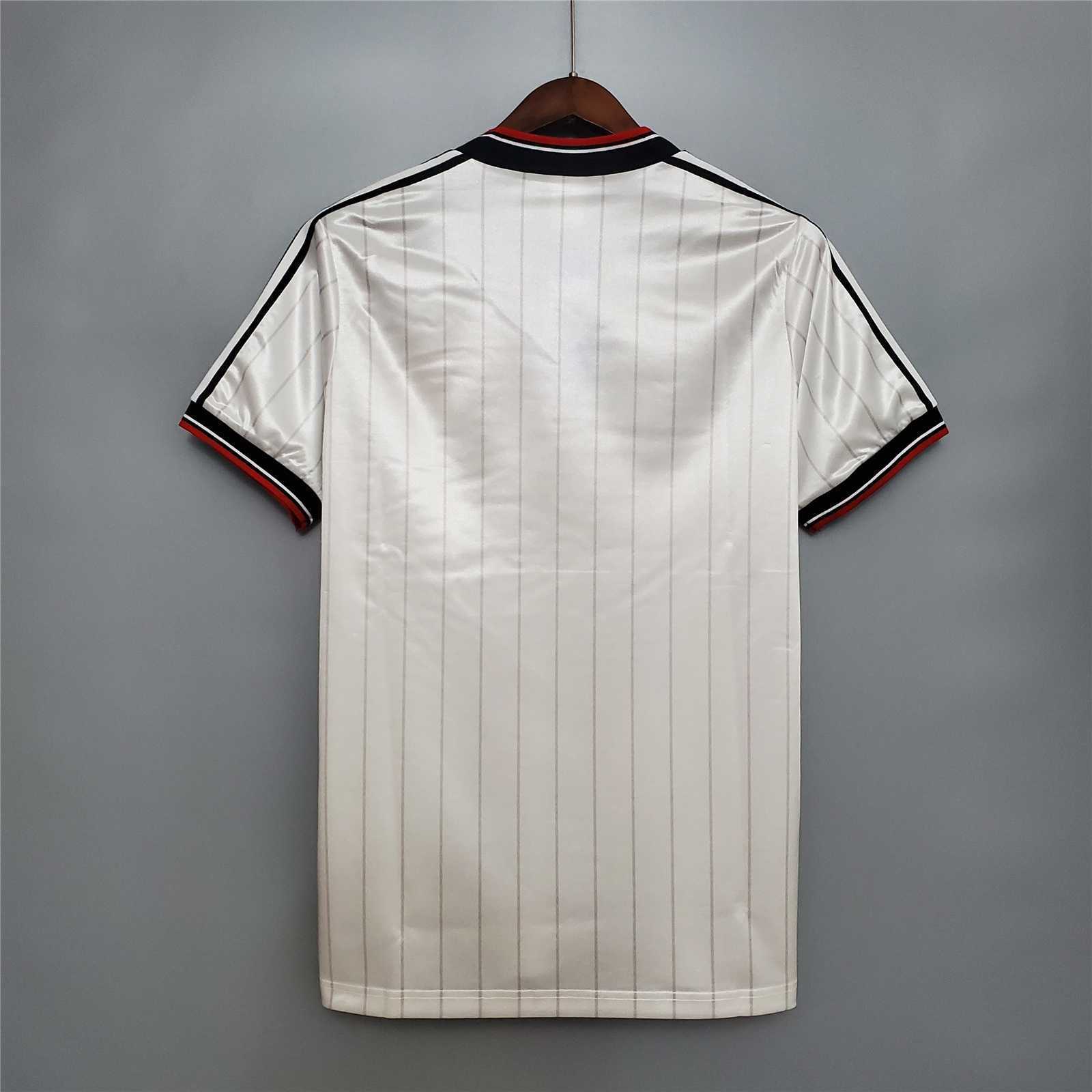Manchester United 1982/83 Away Jersey