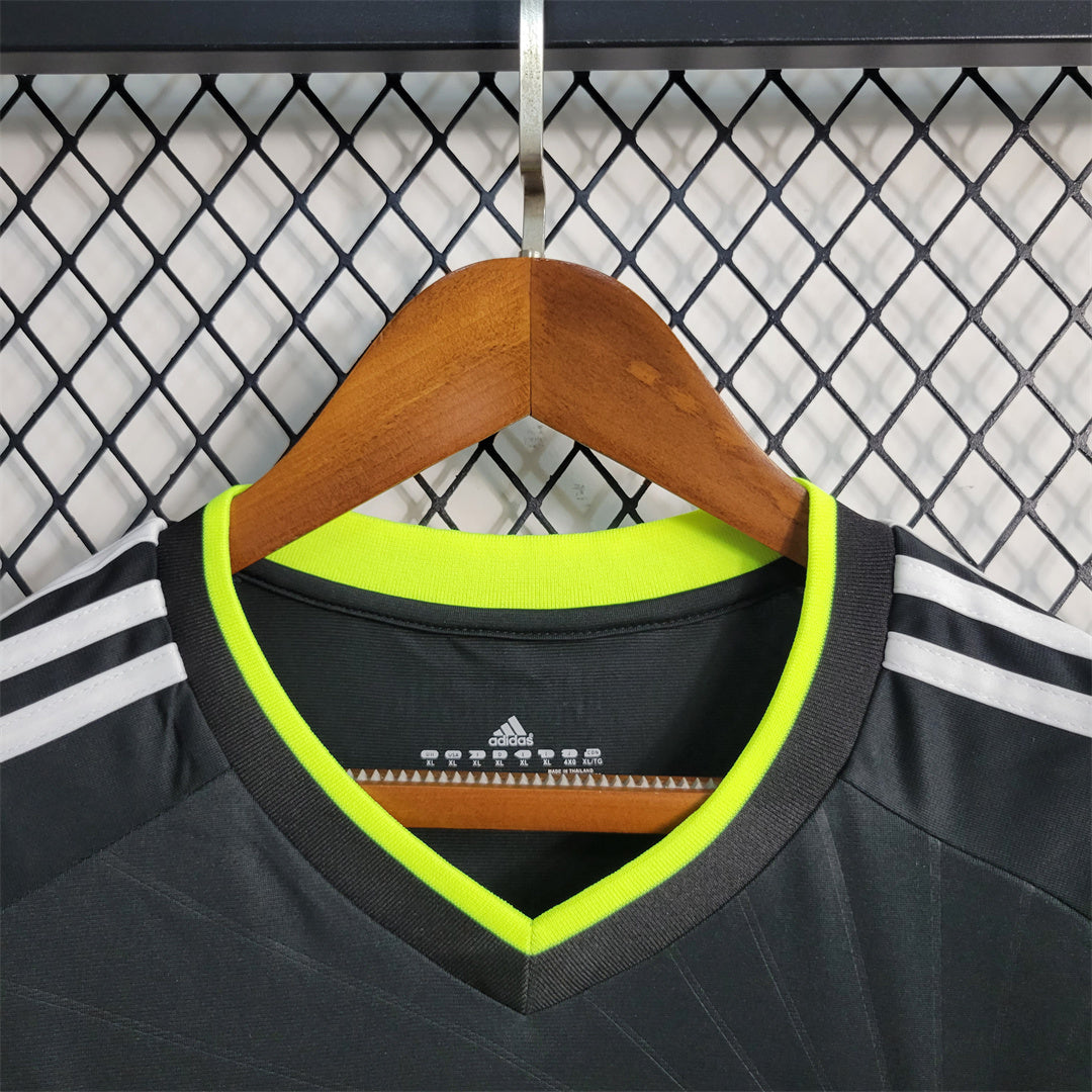 Real Madrid 10/11 Away Jersey